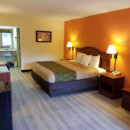 Econo Lodge Inn & Suites Gulfport Exteriör bild