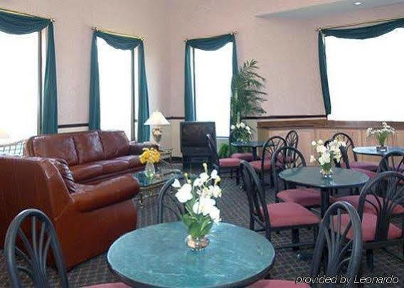 Econo Lodge Inn & Suites Gulfport Exteriör bild